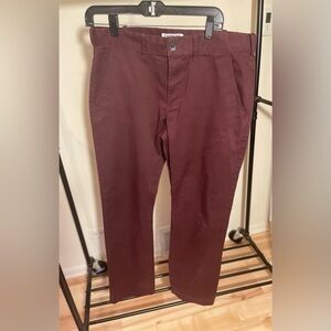 Express casual pants. SLIM FIT